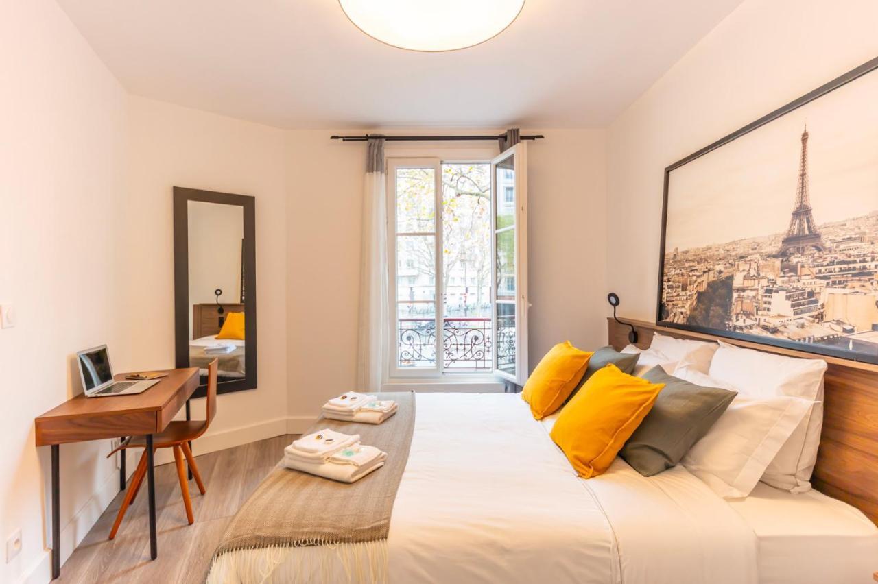 Enjoy The Traditional Parisian Life Apartment Luaran gambar